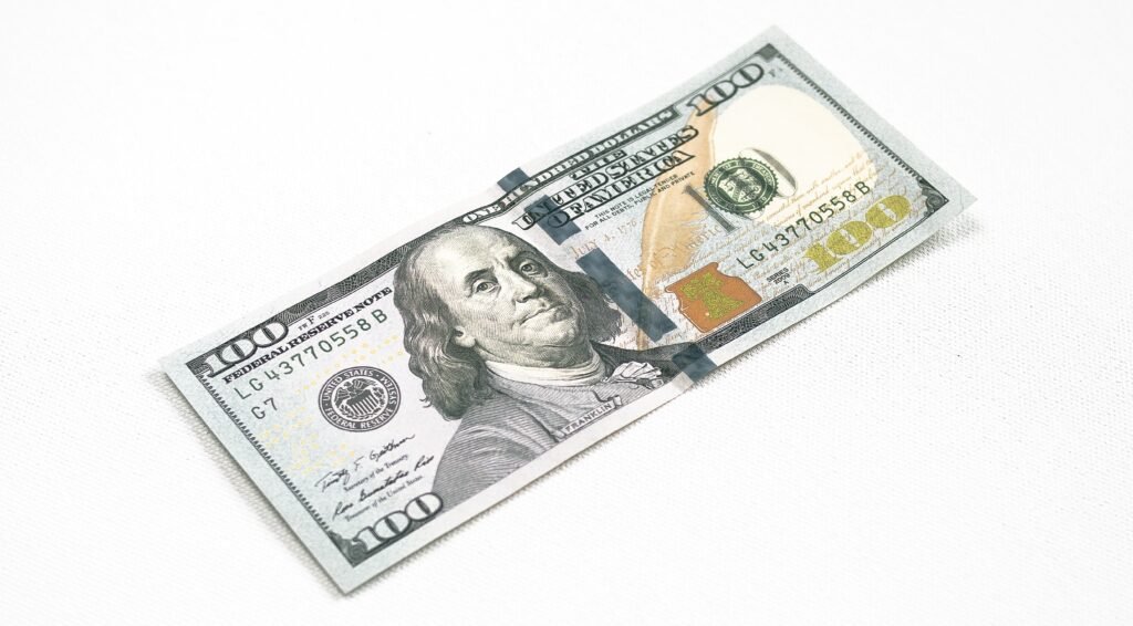 money-4385125